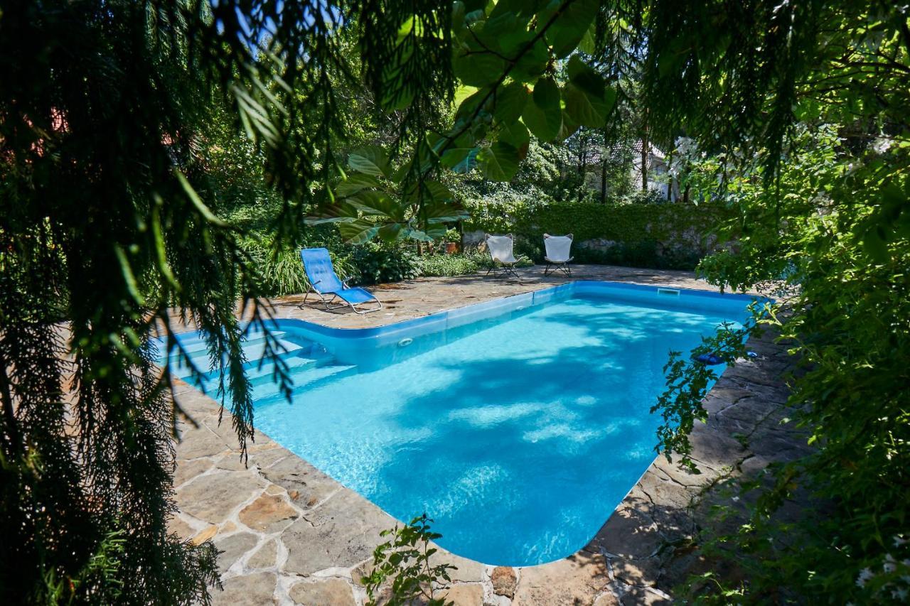 Pod Lasem Ludwinow Exterior foto